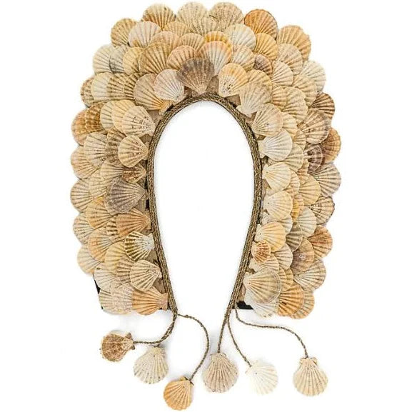 Natural Seashell Necklace Wall Decor - Handcrafted Coastal Charm